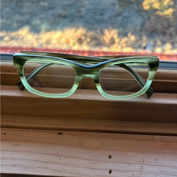 Tres Noir Clear Eyeglasses with 2 Cases - Picture 3 of 9